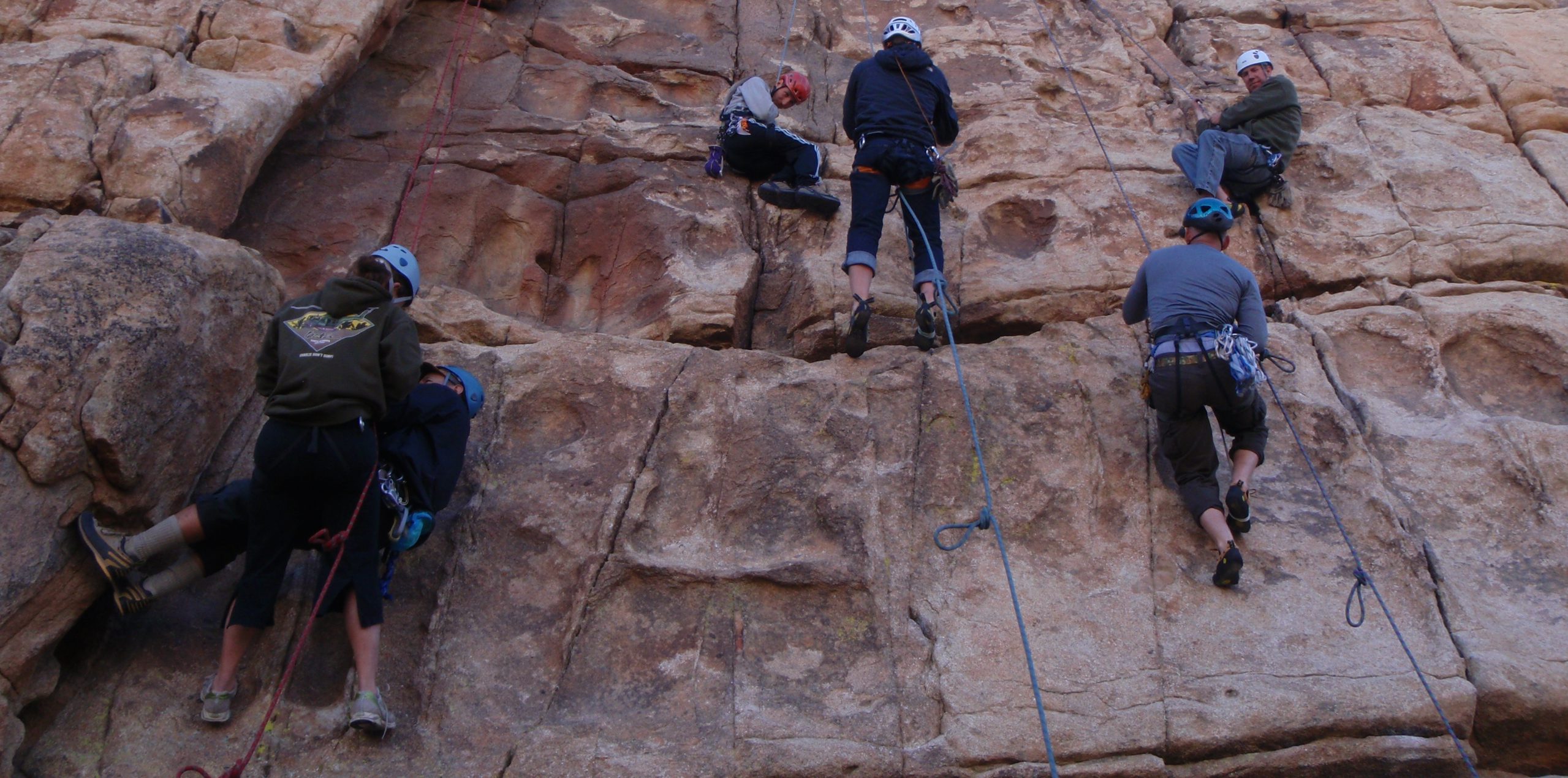Bondi Outdoor Leadership 5 people participating in a rock climbing course